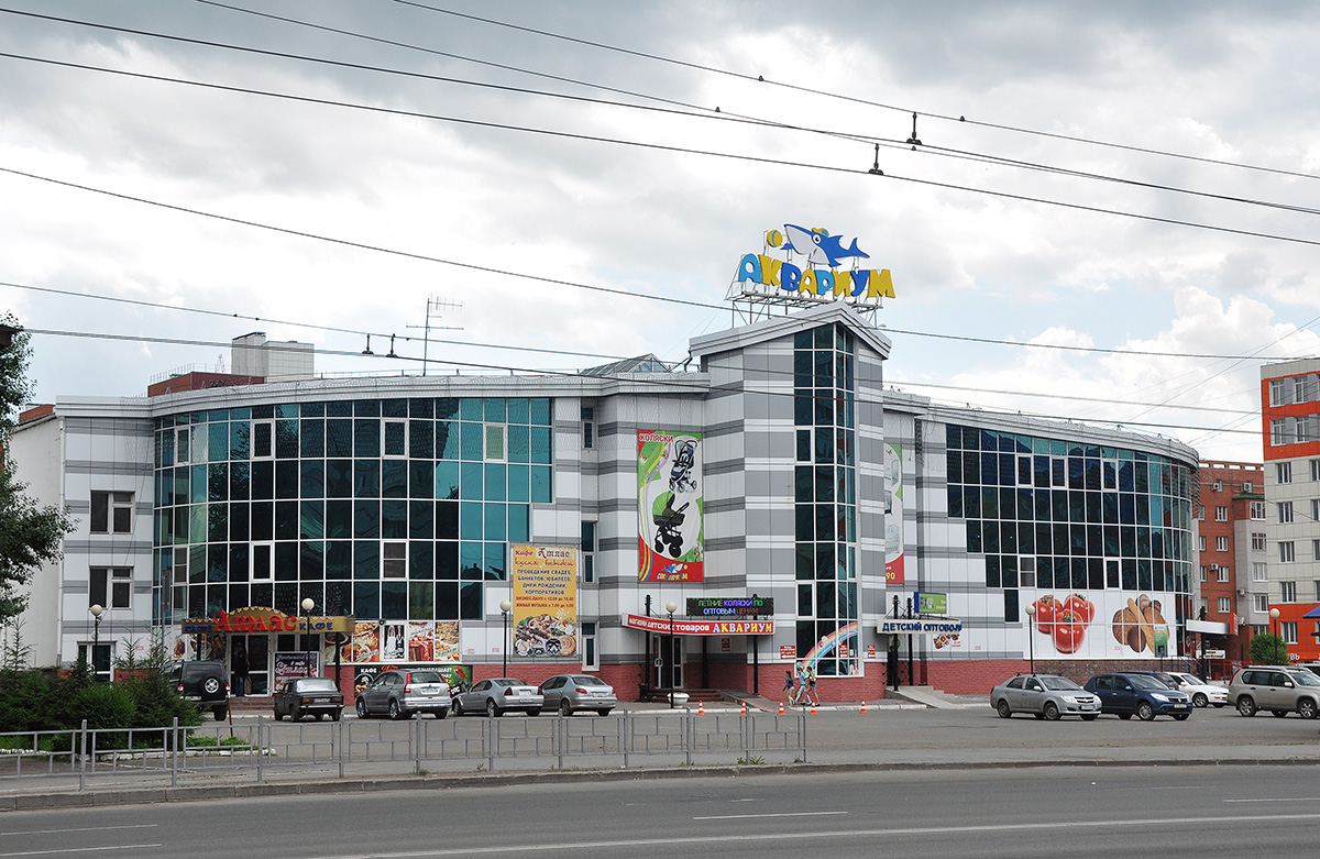 Омск, Улица 10 лет Октября, 72