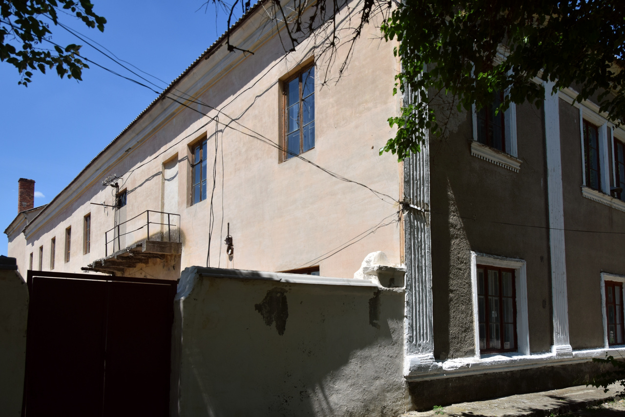 Березовка, улица Матросова, 1