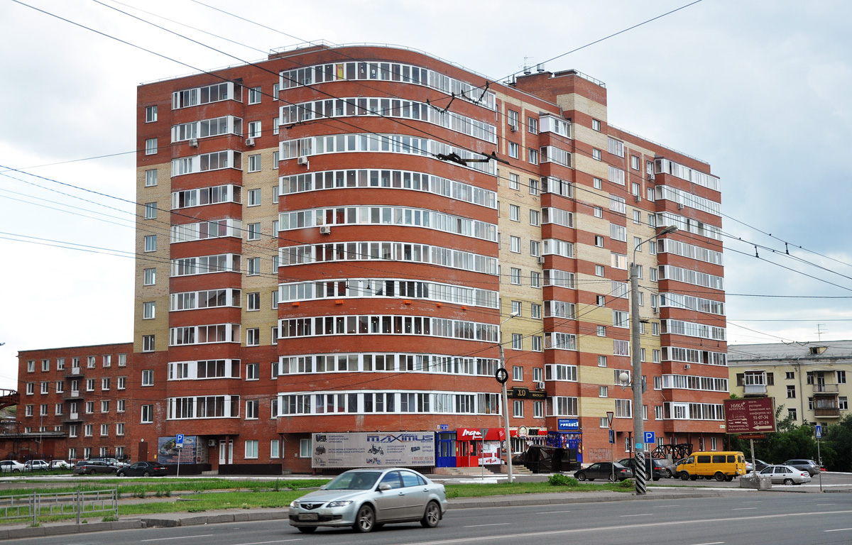 Омск, Улица 10 лет Октября, 50 / Степная улица, 72