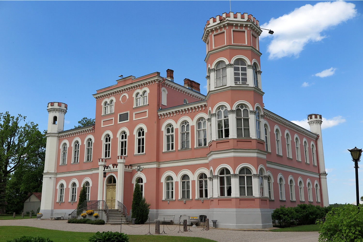 Бирини, Biriņi, 1