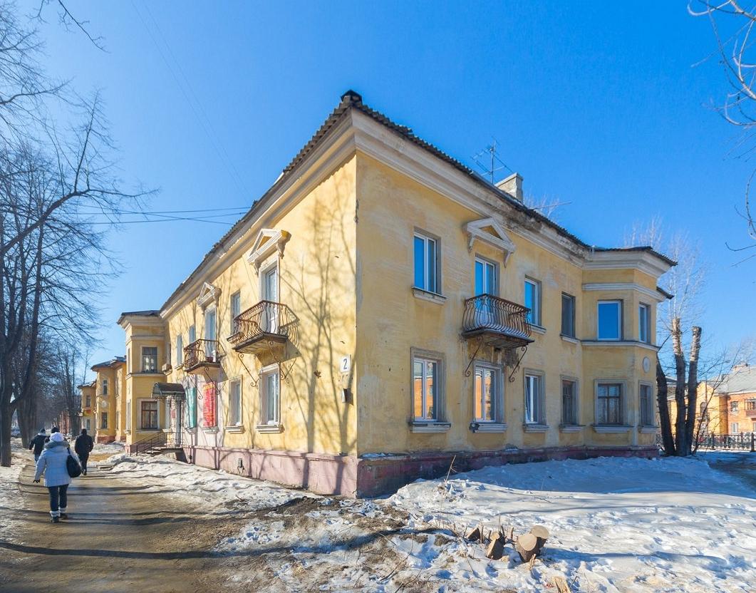 Новоуральск, Улица Ленина, 2
