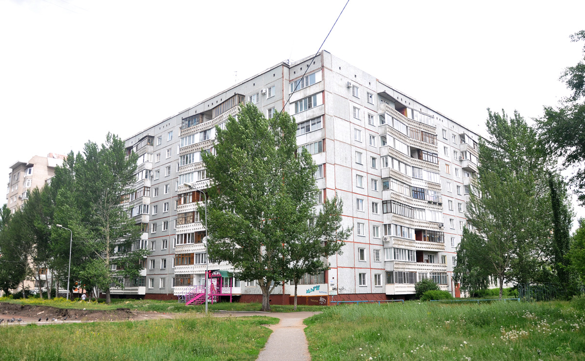 Омск, Улица Звездова, 103