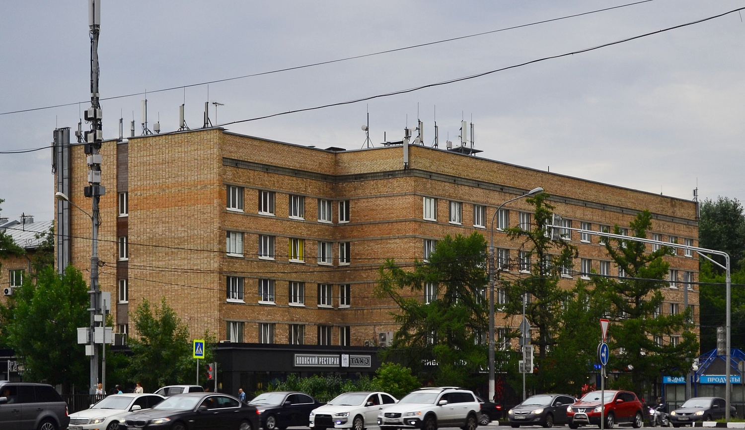 Moscow, Проспект 60-летия Октября, 20