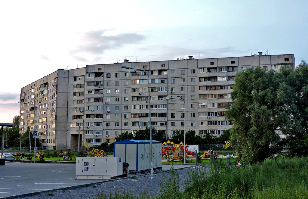 Харьков, Улица Леся Сердюка, 4
