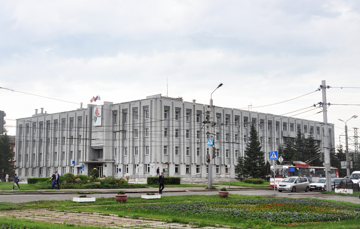 Omsk, Улица Лизы Чайкиной, 1