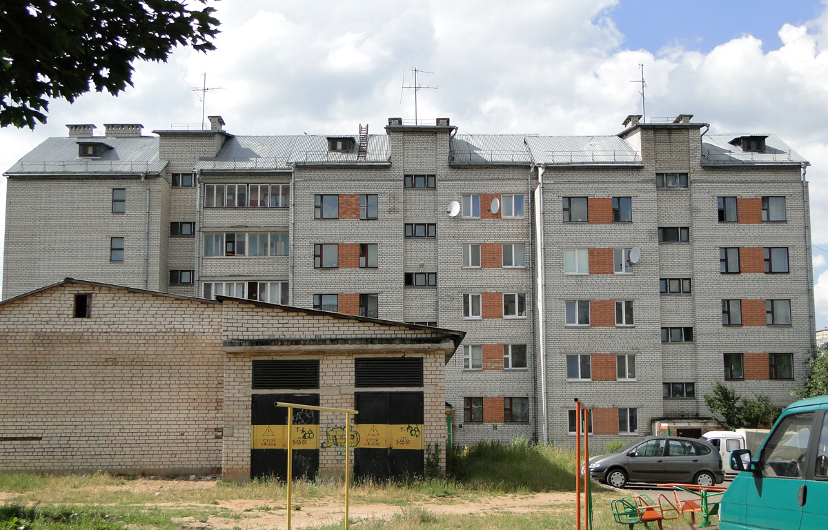 Дзержинск, Улица Омельнюка, 15