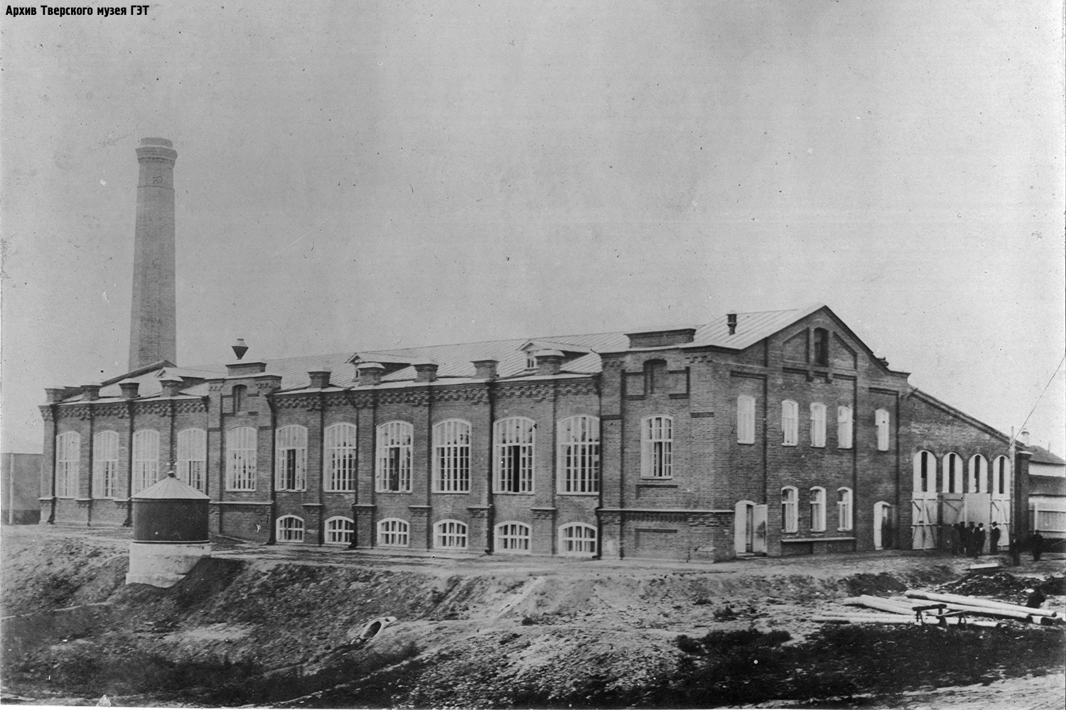 Тверь, Улица Бебеля, 1 / Набережная реки Тьмаки
