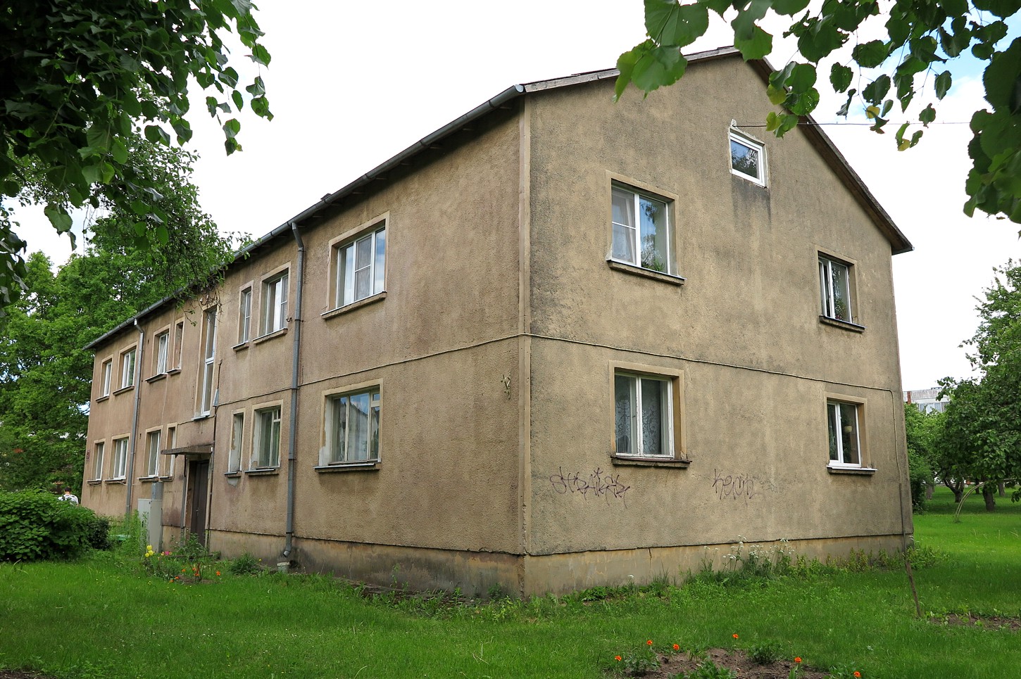 Саласпилс, Līvzemes iela, 19