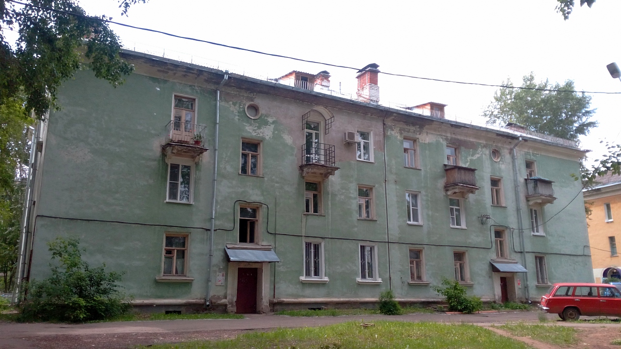 Glazov, Республиканская улица, 39