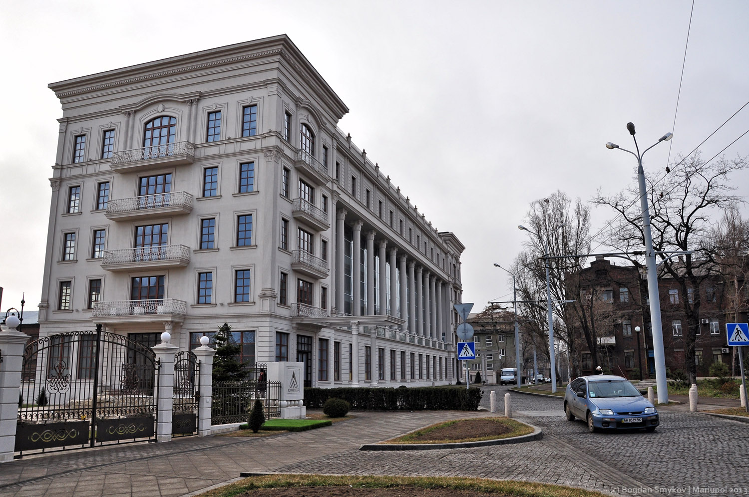Mariupol, Университетская улица, 56
