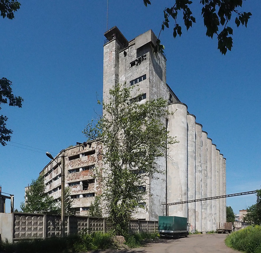 Выборг, Ленинградский проспект, 1