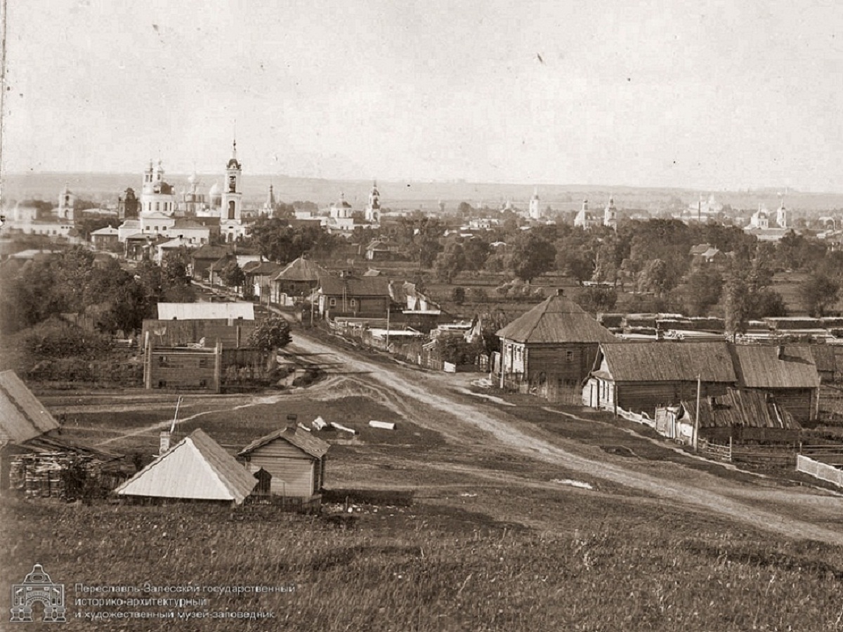 Переславль-Залесский, Торговая площадь, ?; Плещеевская улица, 13А; Плещеевская улица, ?. Переславль-Залесский — Панорамы