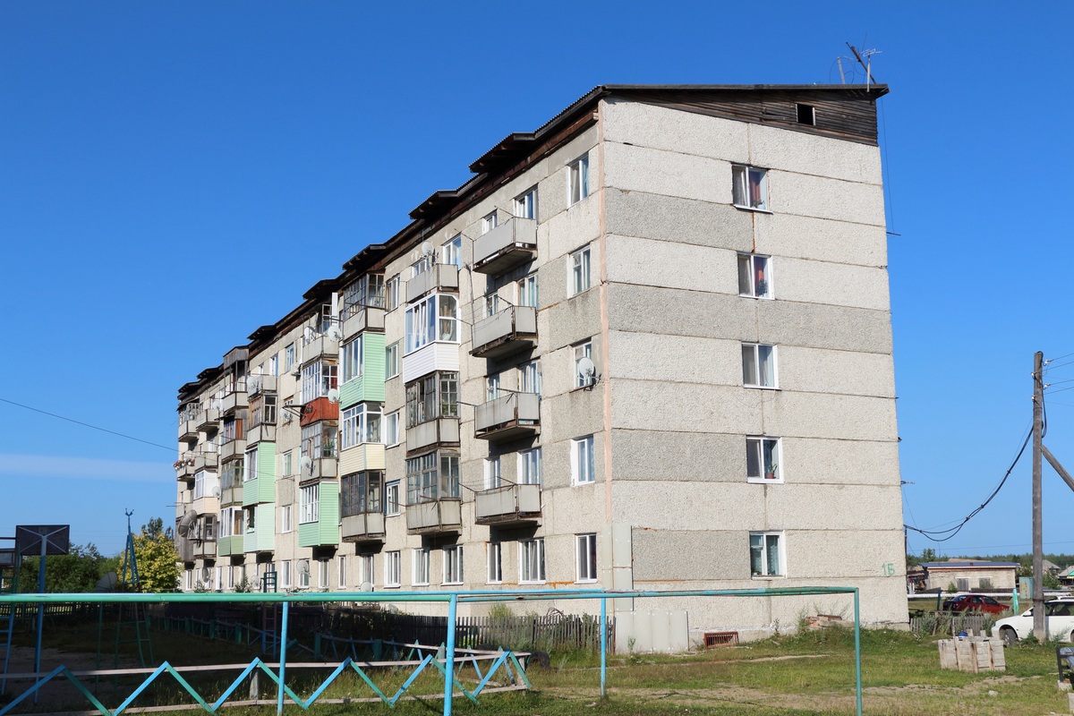 Белый Яр, Улица Космонавтов, 4Б