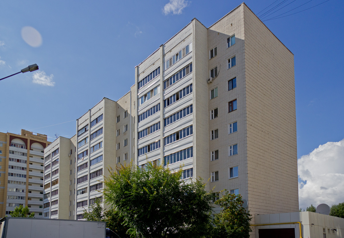 Казань, Улица Гарифьянова, 2