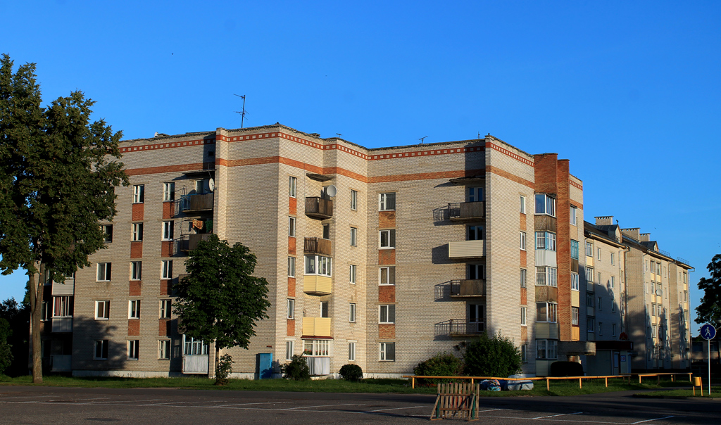 Miory, Улица Дзержинского, 1