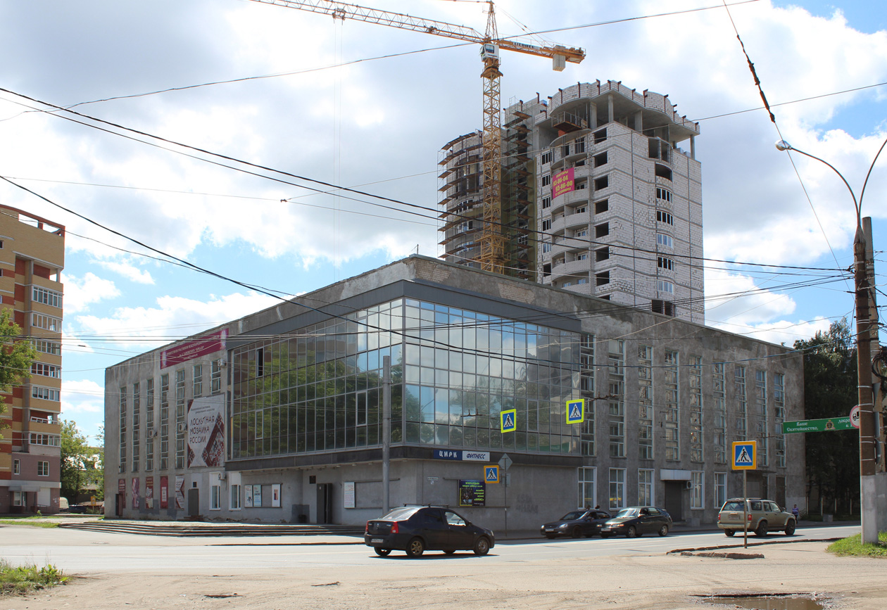 Иваново, Улица Карла Маркса, 62 / Шереметевский проспект, 107