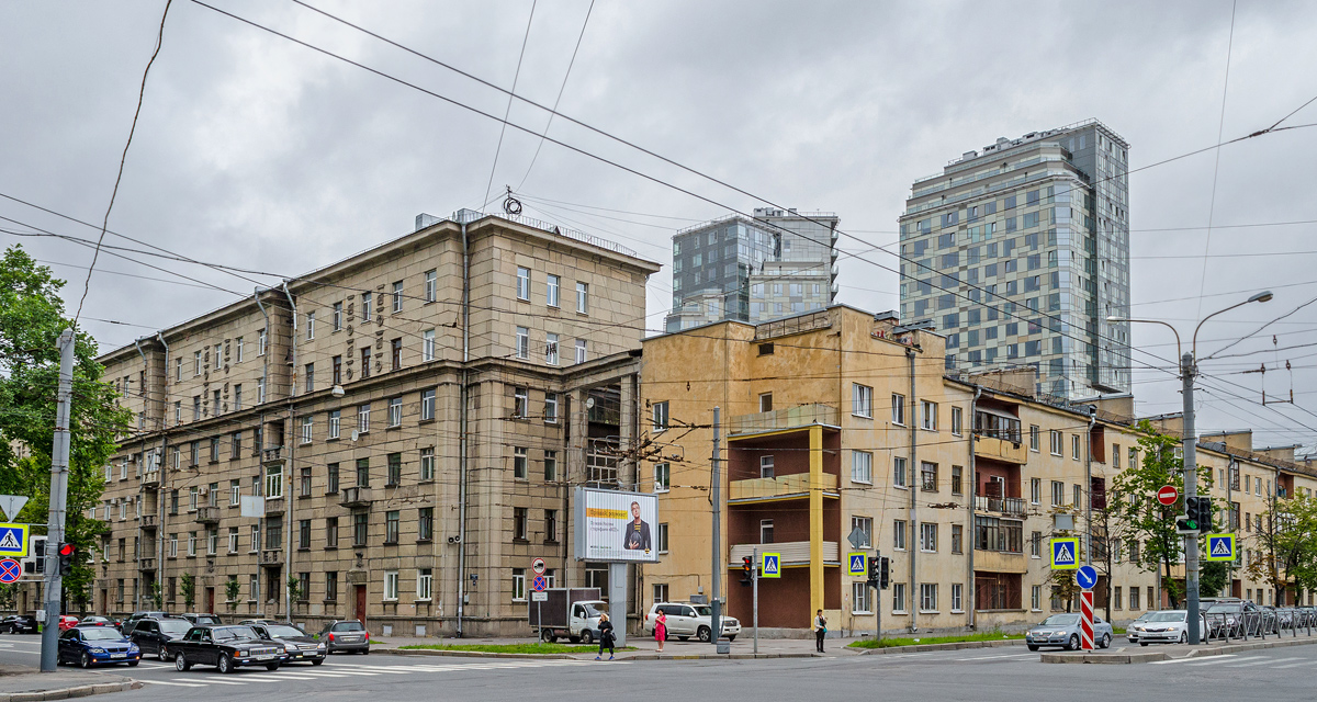 Санкт-Петербург, Кузнецовская улица, 48; Проспект Юрия Гагарина, 11