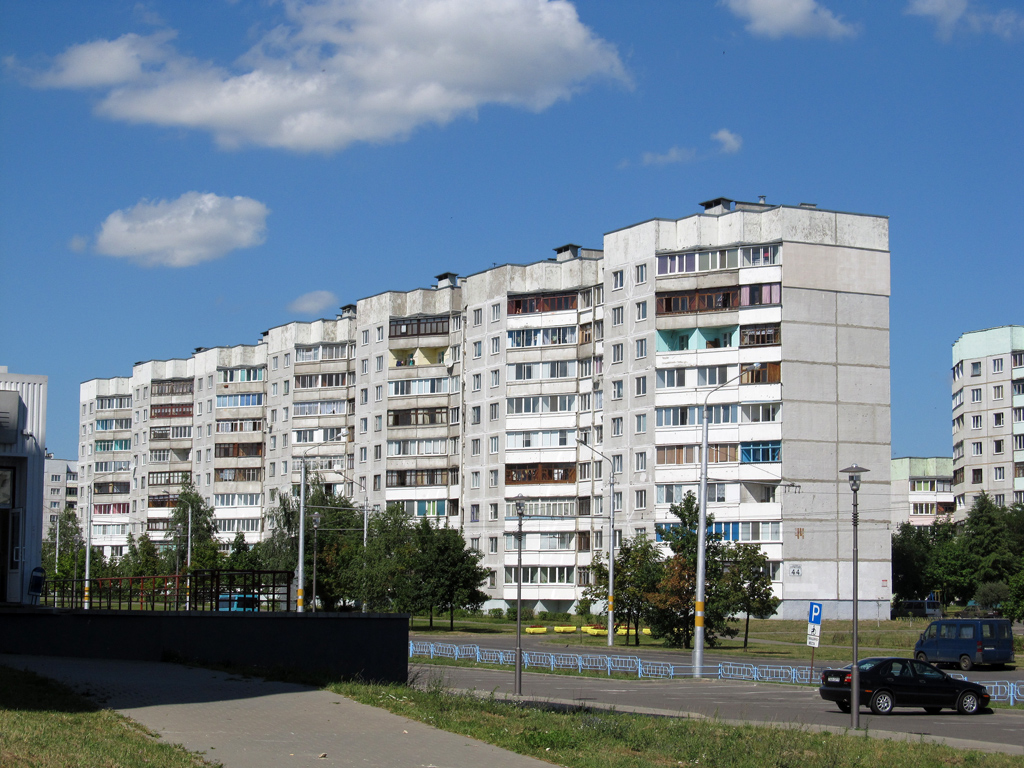 Бобруйск, Проспект Строителей, 44