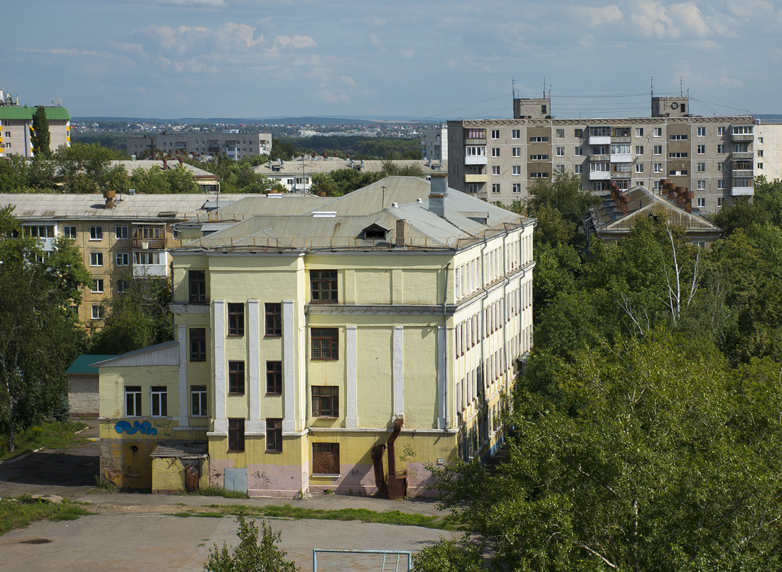 Уфа, Улица Карима Хакимова, 7