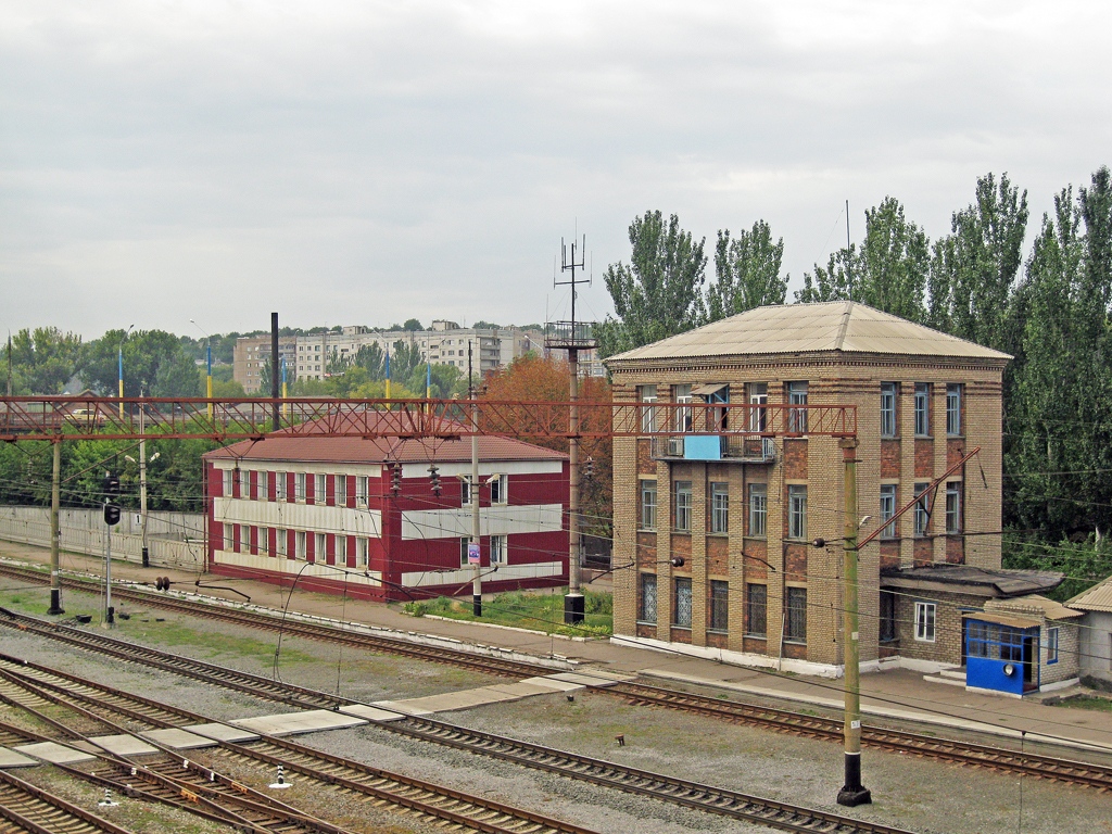 Краматорск, Железнодорожная улица, 1; Железнодорожная улица, 1