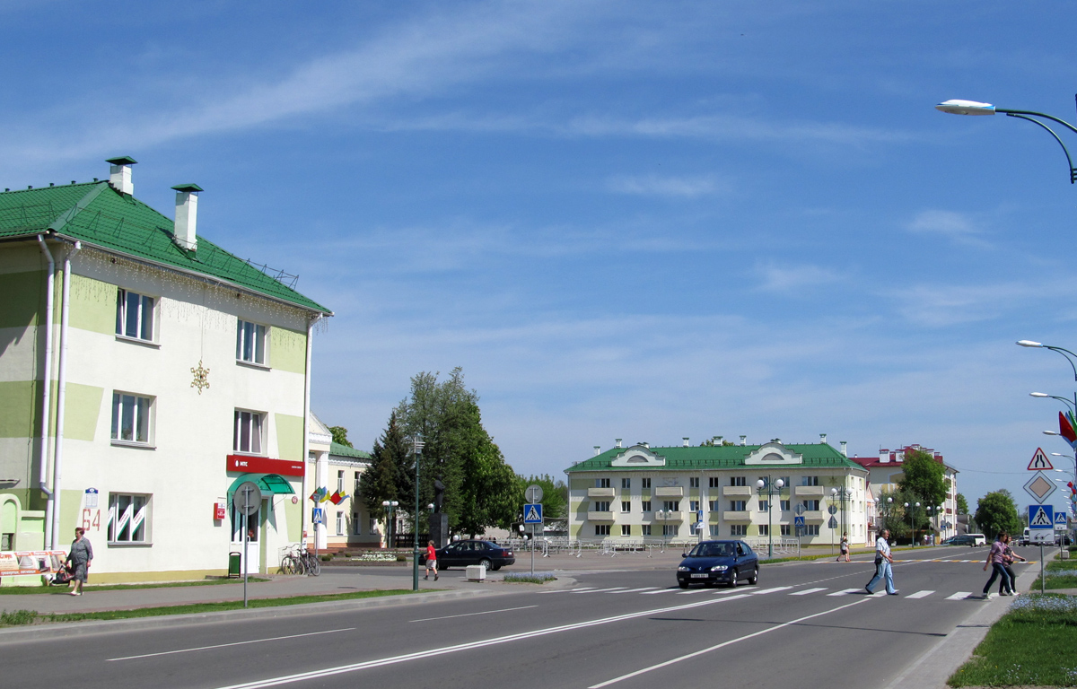 Берёза, Улица Владимира Ленина, 64; Улица Владимира Ленина, 60