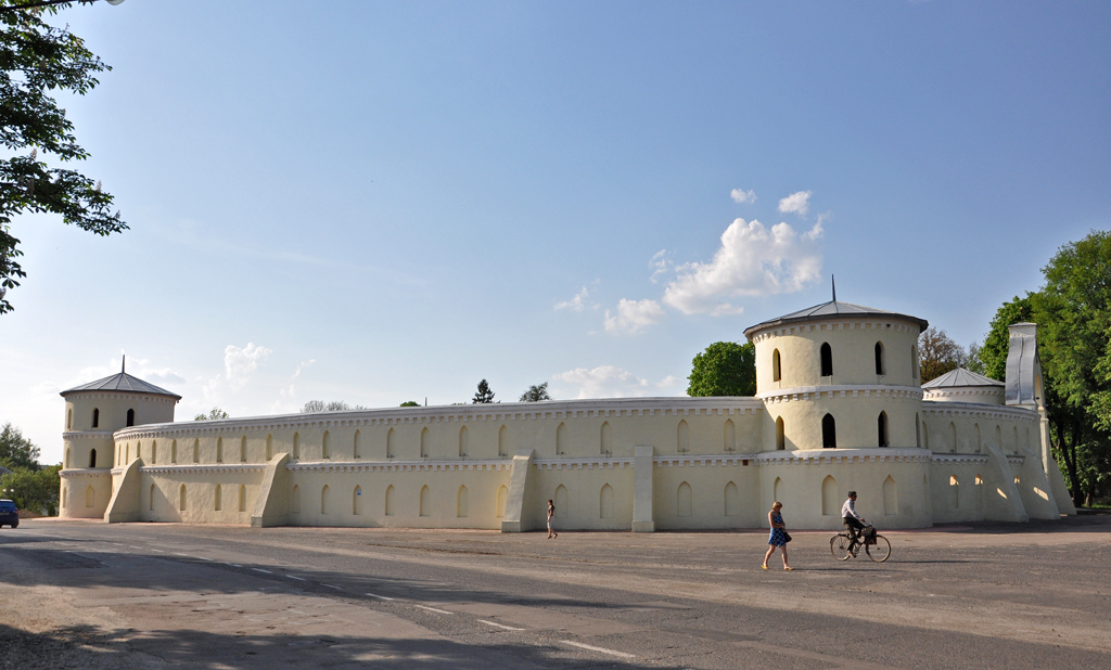 Тростянец, Улица Мира, 16