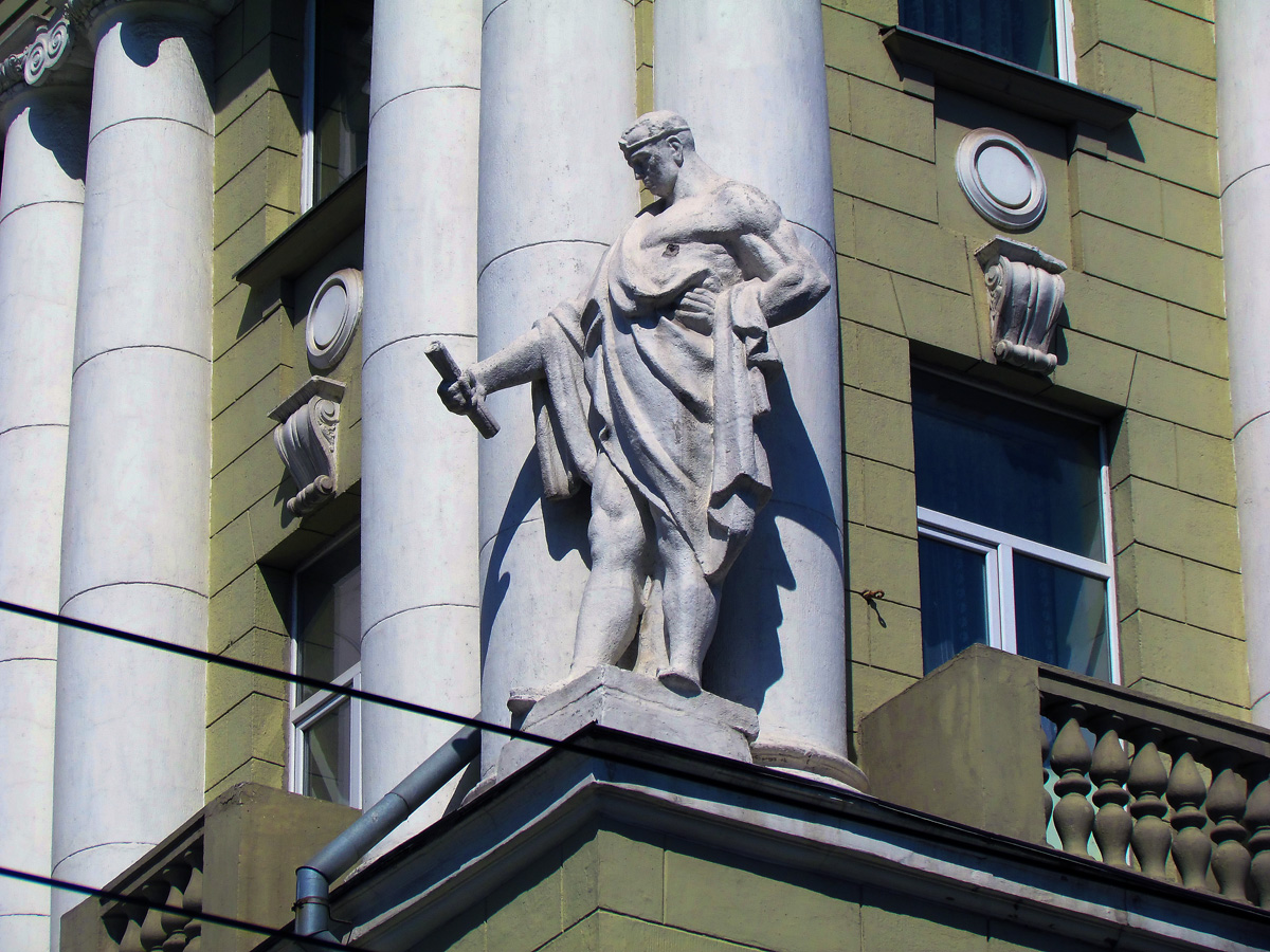 Харьков, Сумская улица, 17 / Рымарская улица, 22