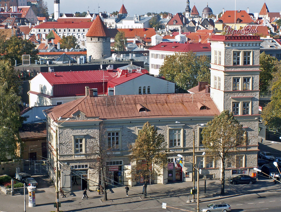Tallinn, Müürivahe, 48; Vana-Viru, 14