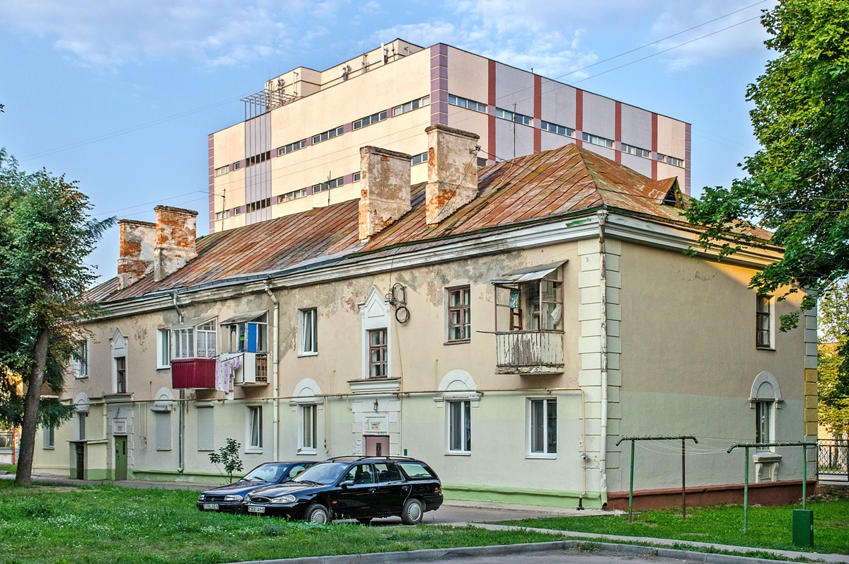 Могилёв, Пионерская улица, 32