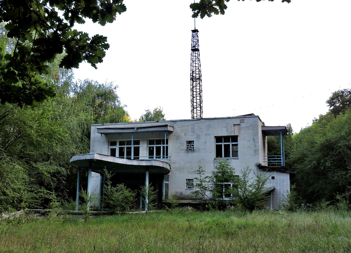 Старый Салтов, Берег р. Северский Донец