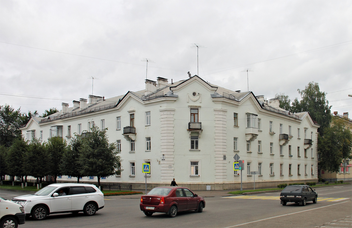 Железногорск, Улица Ленина, 5 / Советская улица, 18