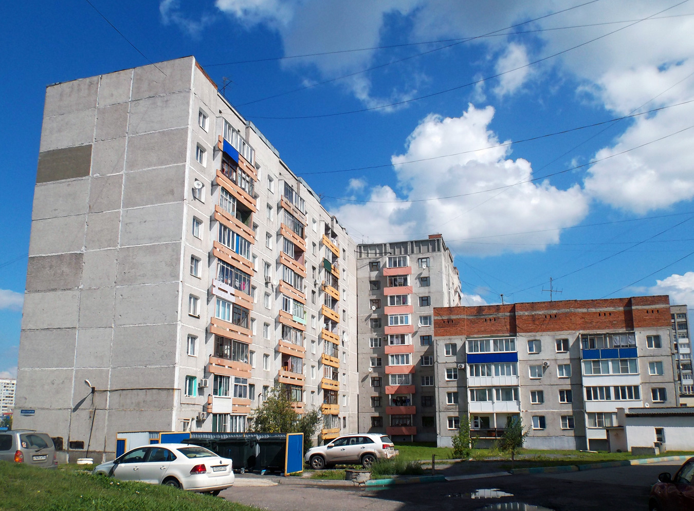 Новокузнецк, Проспект Авиаторов, 66; Проспект Авиаторов, 68; Проспект Архитекторов, 33