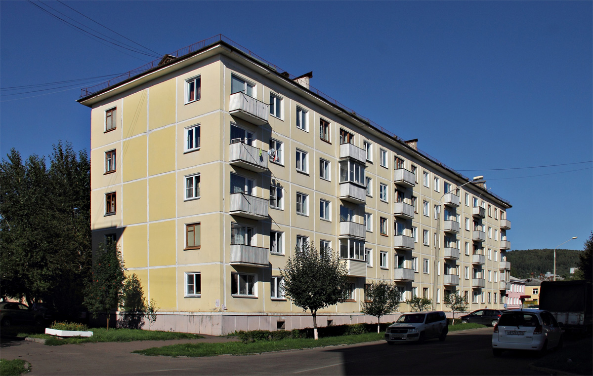 Железногорск, Октябрьская улица, 42