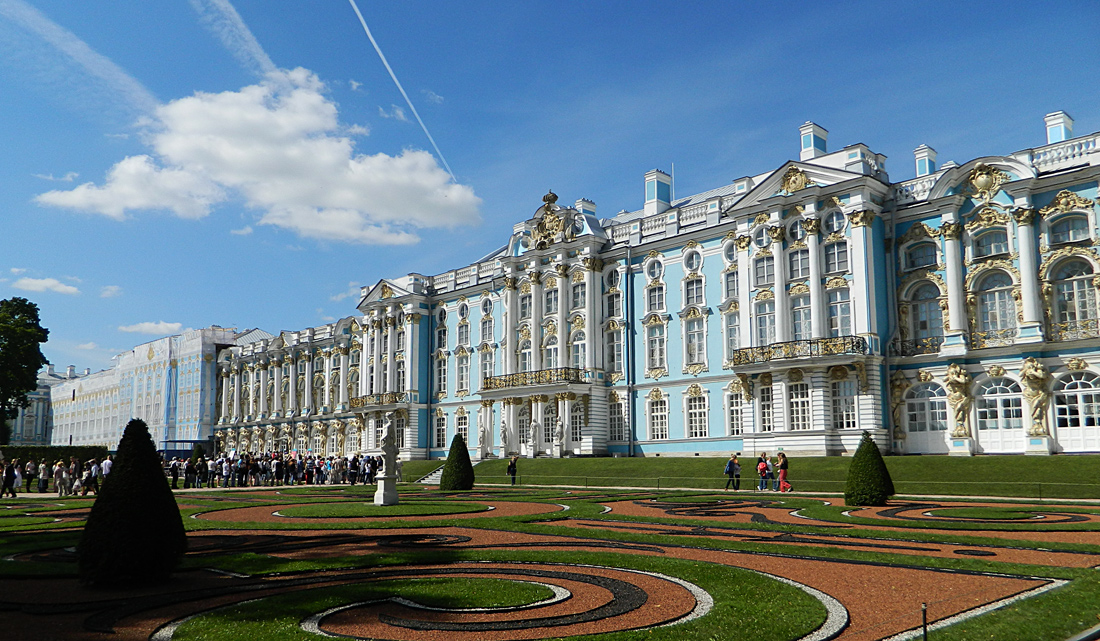 Пушкiн, Садовая улица, 9