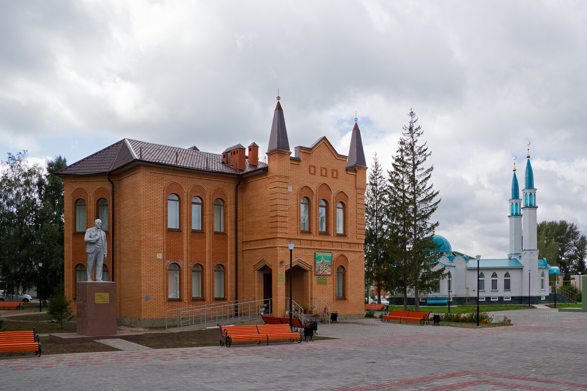 Посёлок станции Высокая Гора, Пролетарская улица, 4; Пролетарская улица, 6