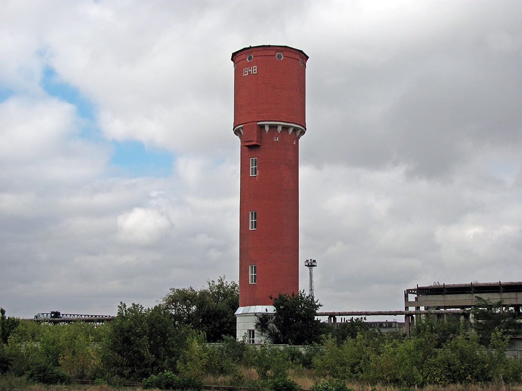 Попасная, Железнодорожная улица, 1