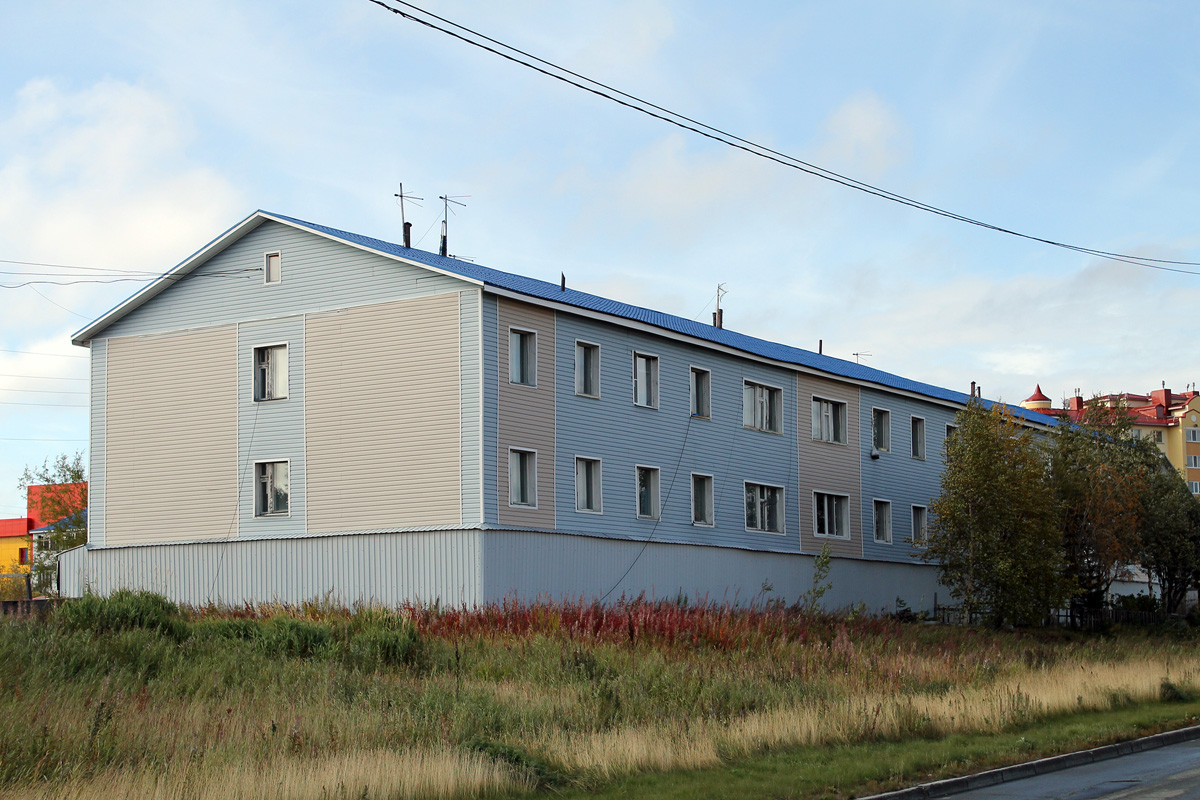 Салехард, Улица Губкина, 2