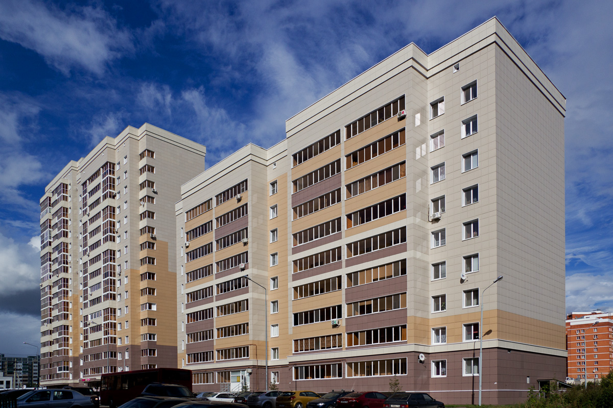 Казань, Улица Бондаренко, 28; Улица Бондаренко, 30