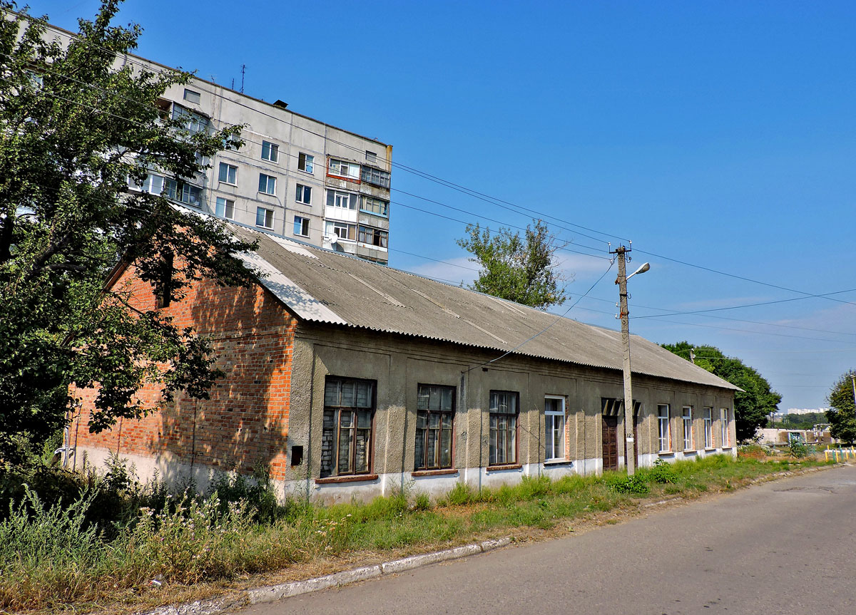 Харьковский район, прочие н.п., с. Хролы, Красноармейская улица, 6