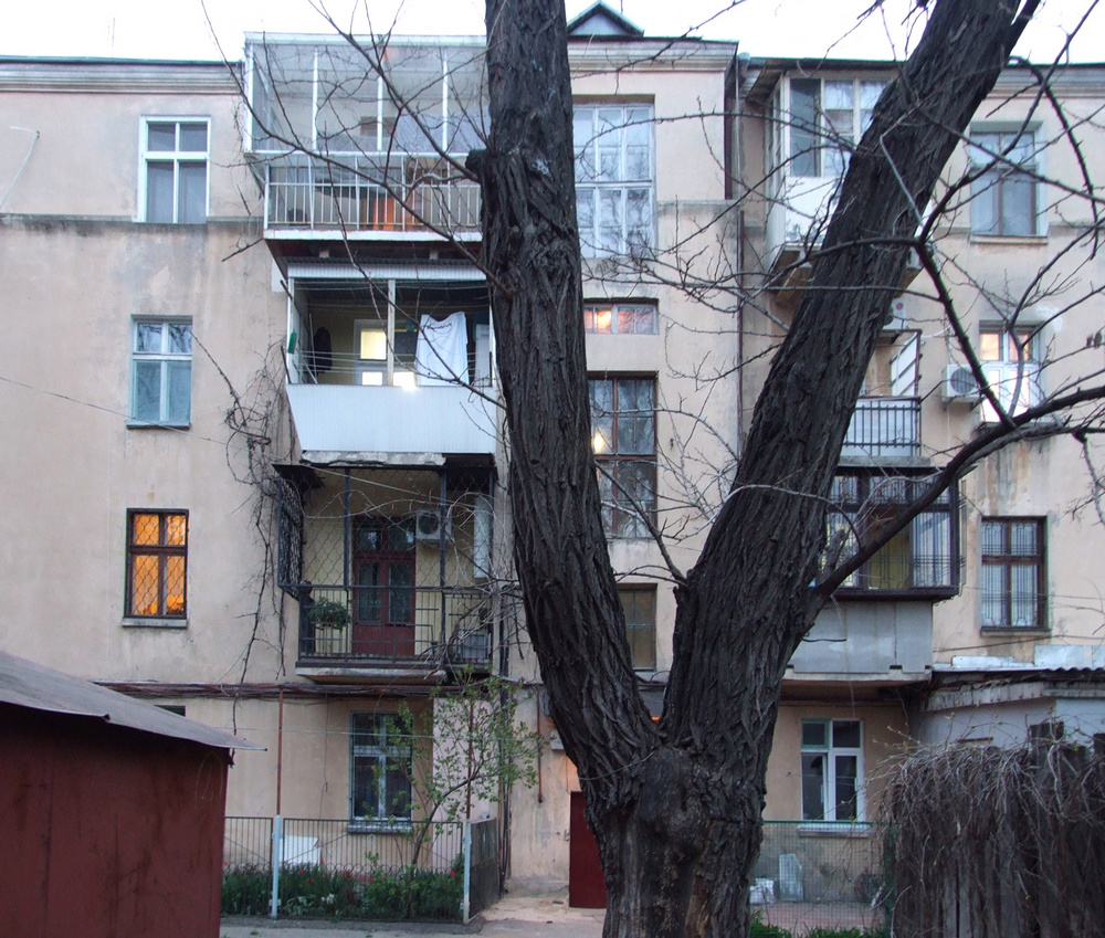 Одесса, Вулиця Пастера, 44