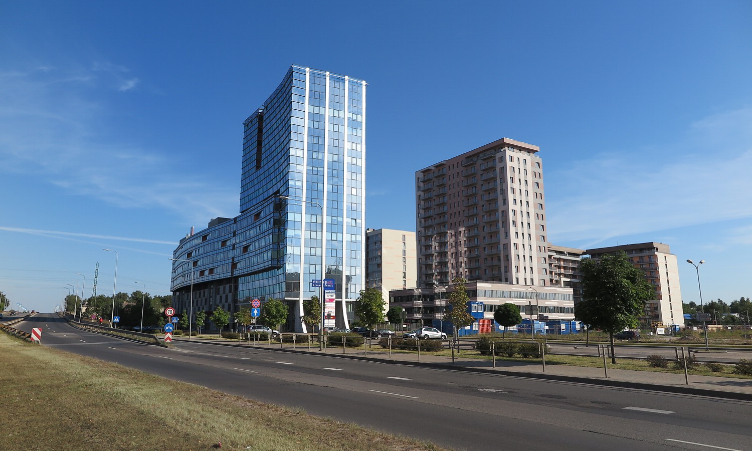 Рига, Ropažu iela, 10; Ropažu iela, 10 k. 1; Ropažu iela, 12