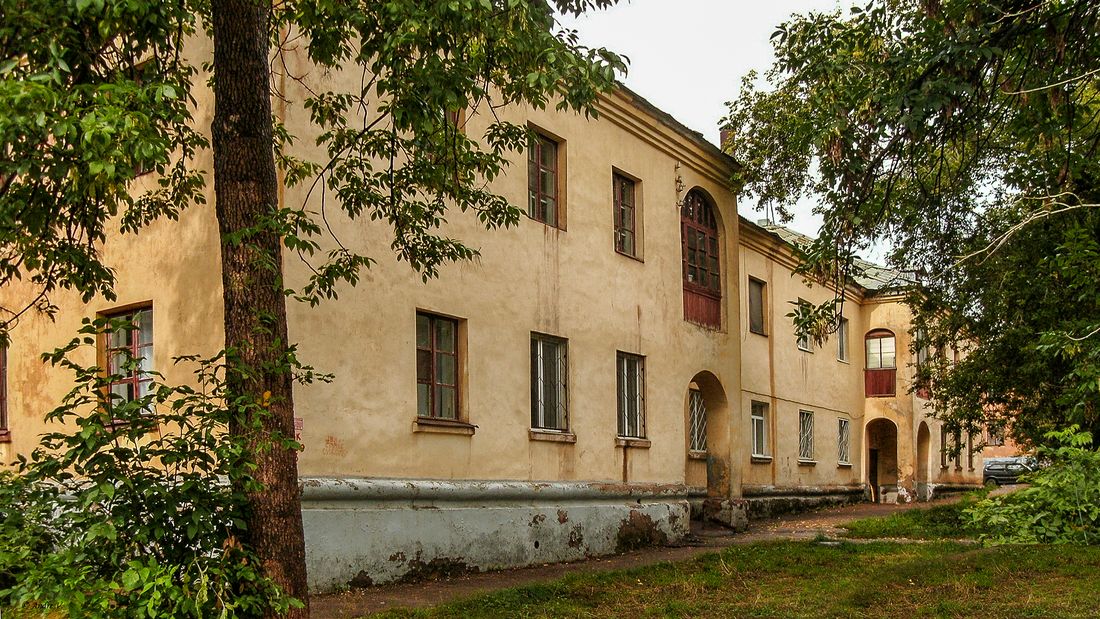 Ufa, Улица Владимира Маяковского, 4