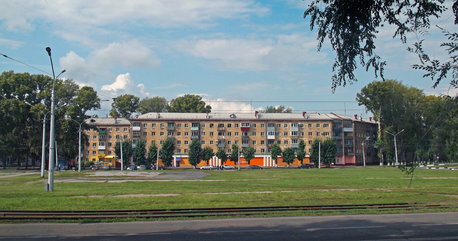 Новокузнецк, Улица Мориса Тореза, 24