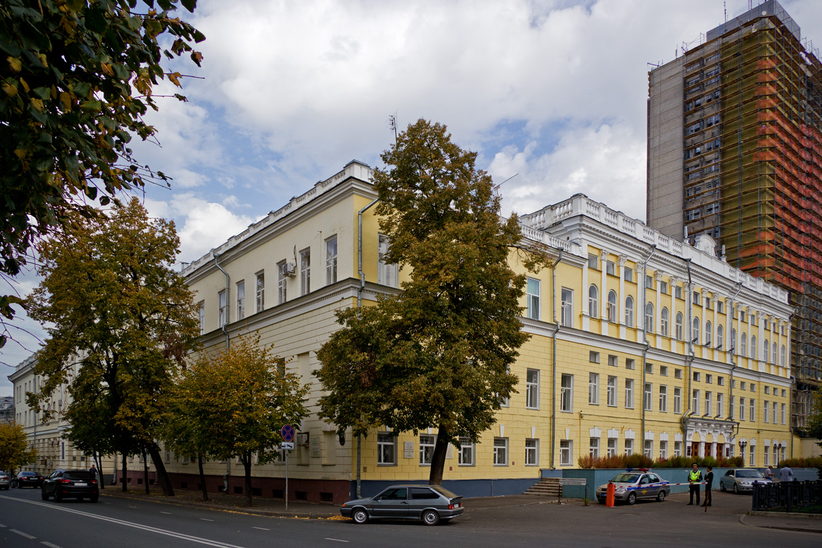 Казань, Улица Лобачевского, 2; Кремлёвская улица, 31