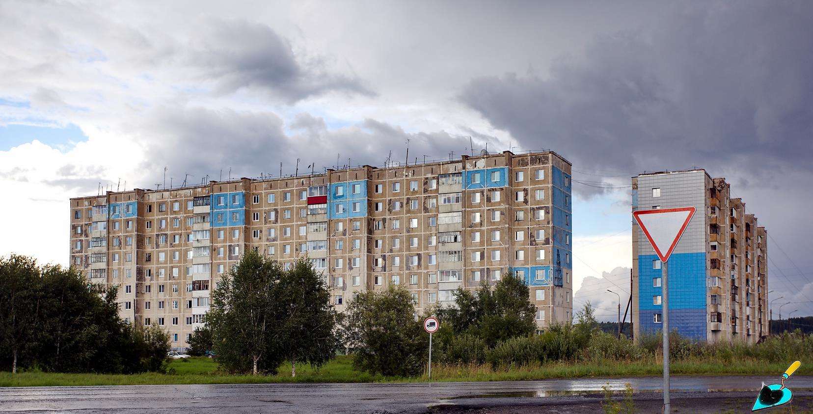 Тобольск, Микрорайон Иртышский, 15; Микрорайон Иртышский, 16