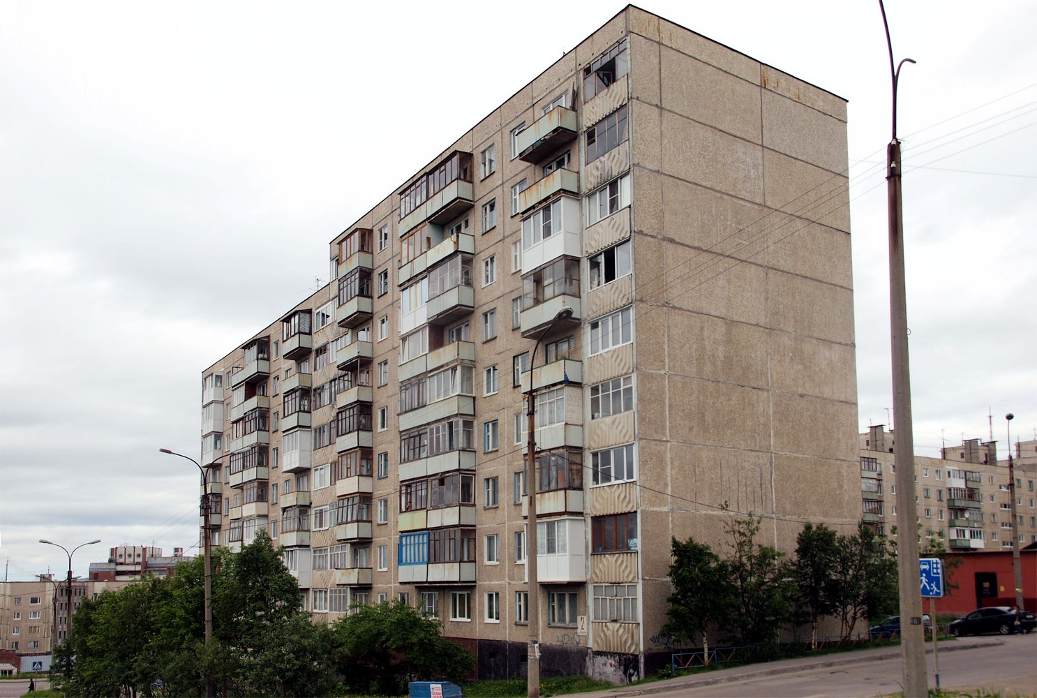 Мурманск, Улица Капитана Орликовой, 2
