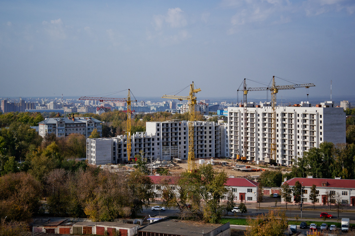 Kaasan, Октябрьский городок, 1/151; Улица Николая Ершова, 62Г