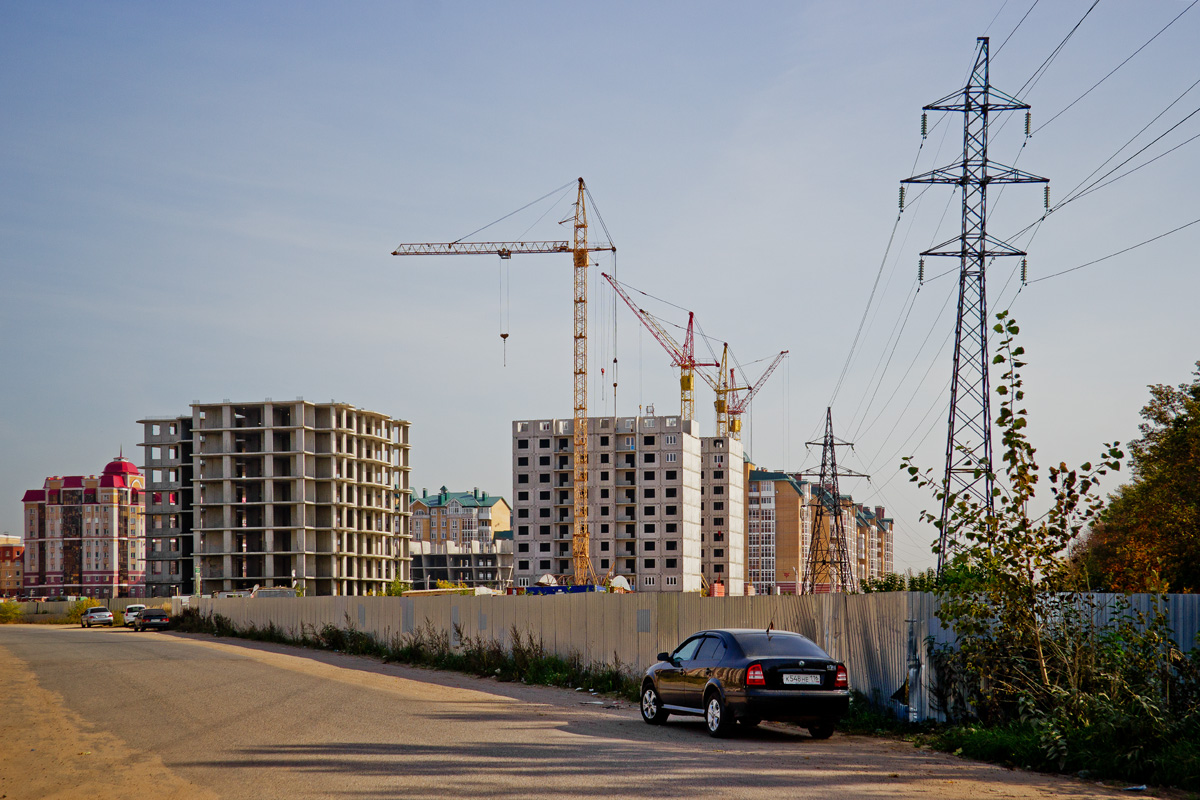 Казань, Улица Баки Урманче, 11 корп. 1-2; Улица Баки Урманче, 11Б корп. 1; Улица Гарифа Ахунова, 20