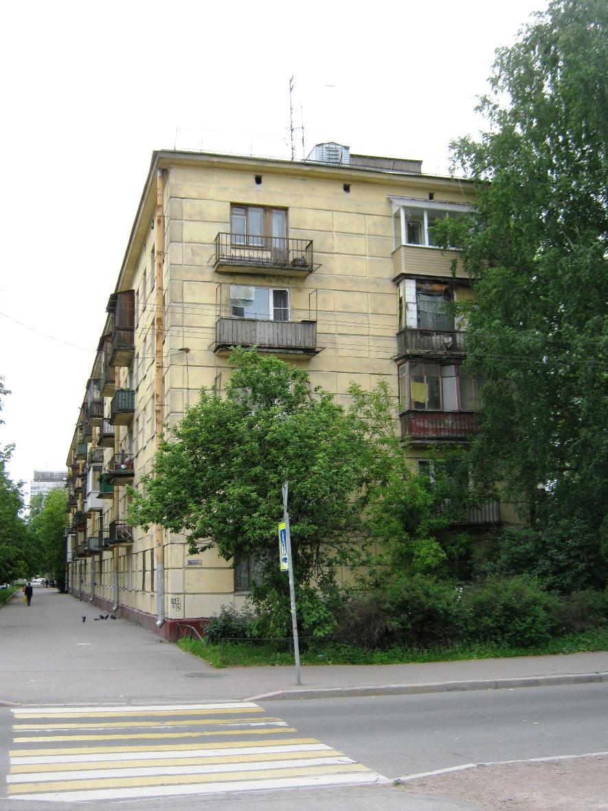 Санкт-Петербург, Проспект Юрия Гагарина, 59 / Улица Орджоникидзе, 40