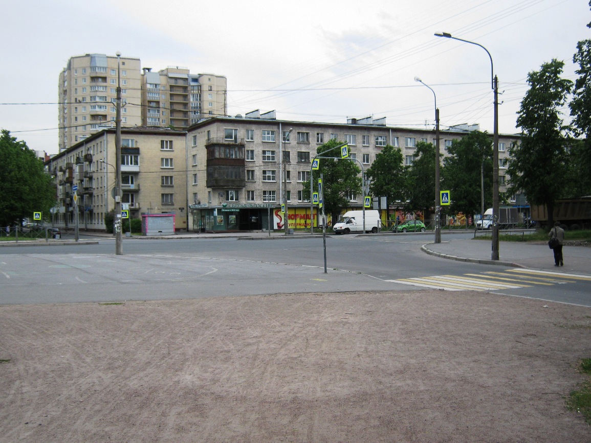 Санкт-Петербург, Проспект Юрия Гагарина, 61; Улица Орджоникидзе, 27